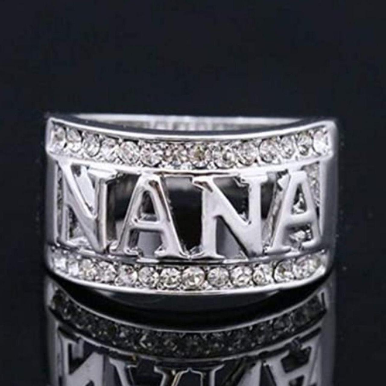 Nana ring sale white gold