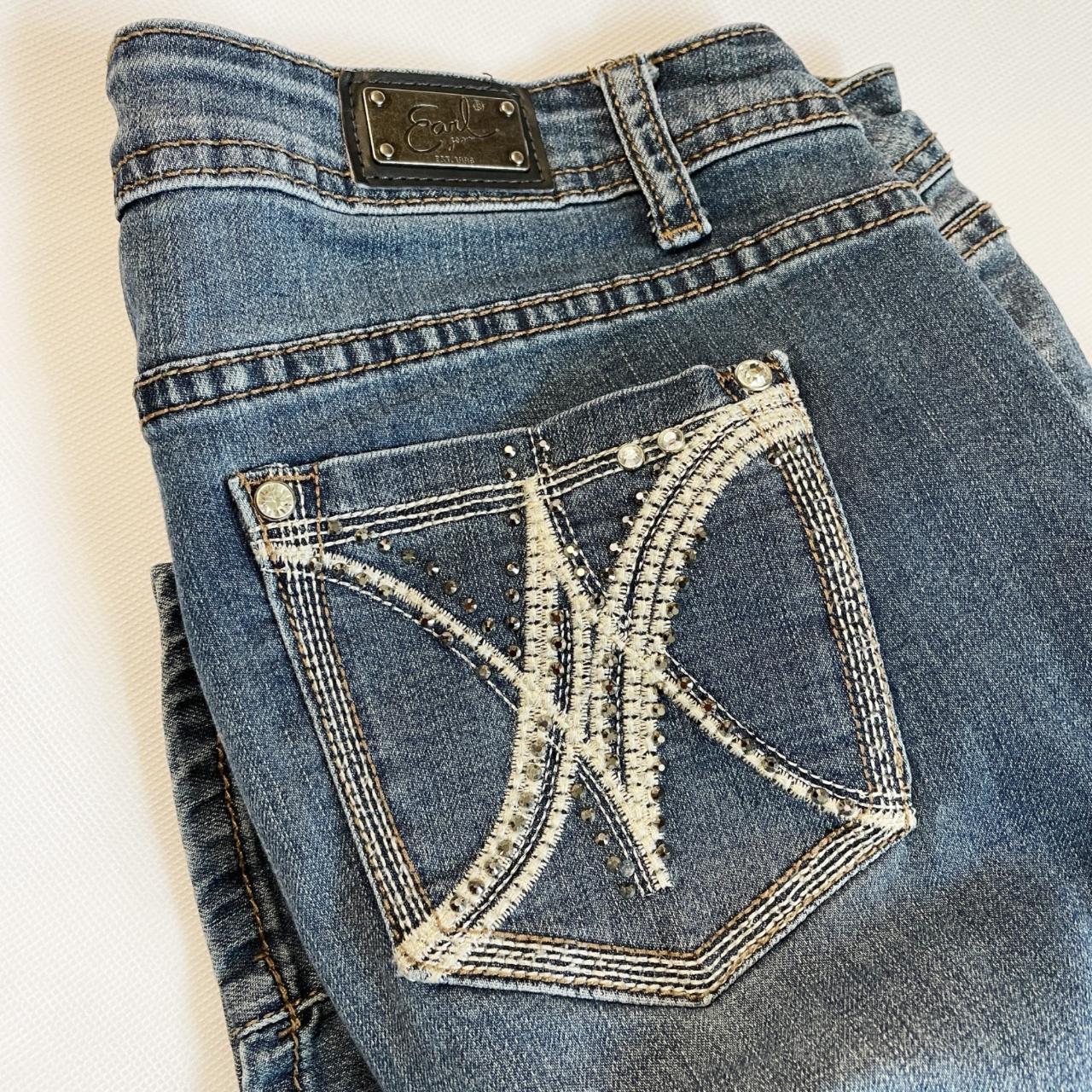 Earl Jeans embroidered skinny jeans size 12 there's - Depop