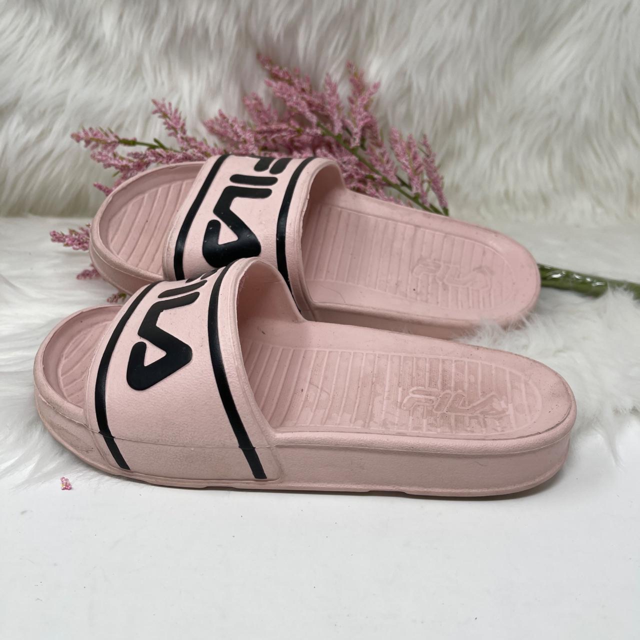 FILA Women s Sleek Slide Pink Slippers Comfy. Depop