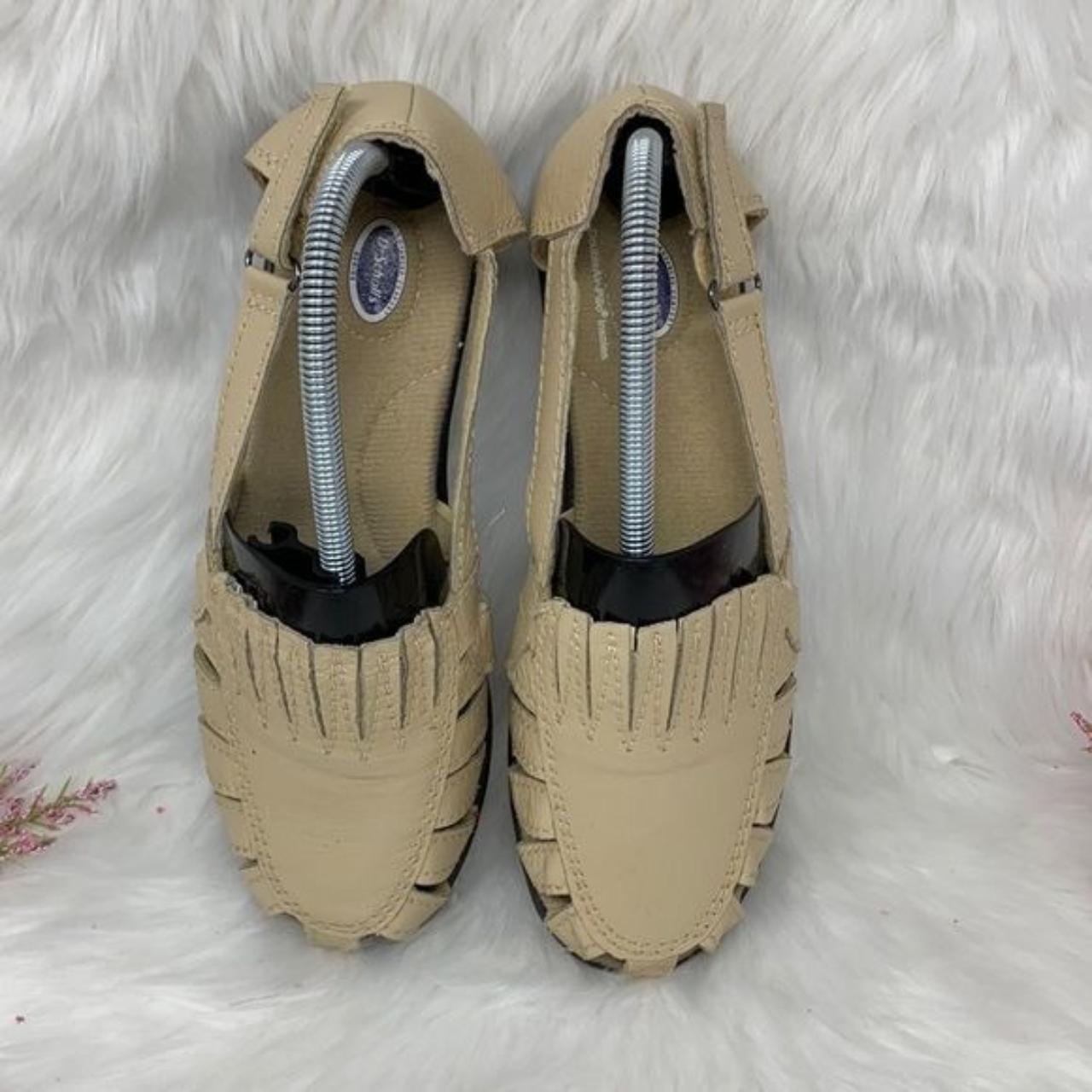 Dr. Scholl s Breezeway Women Double Air Pillo Beige. Depop