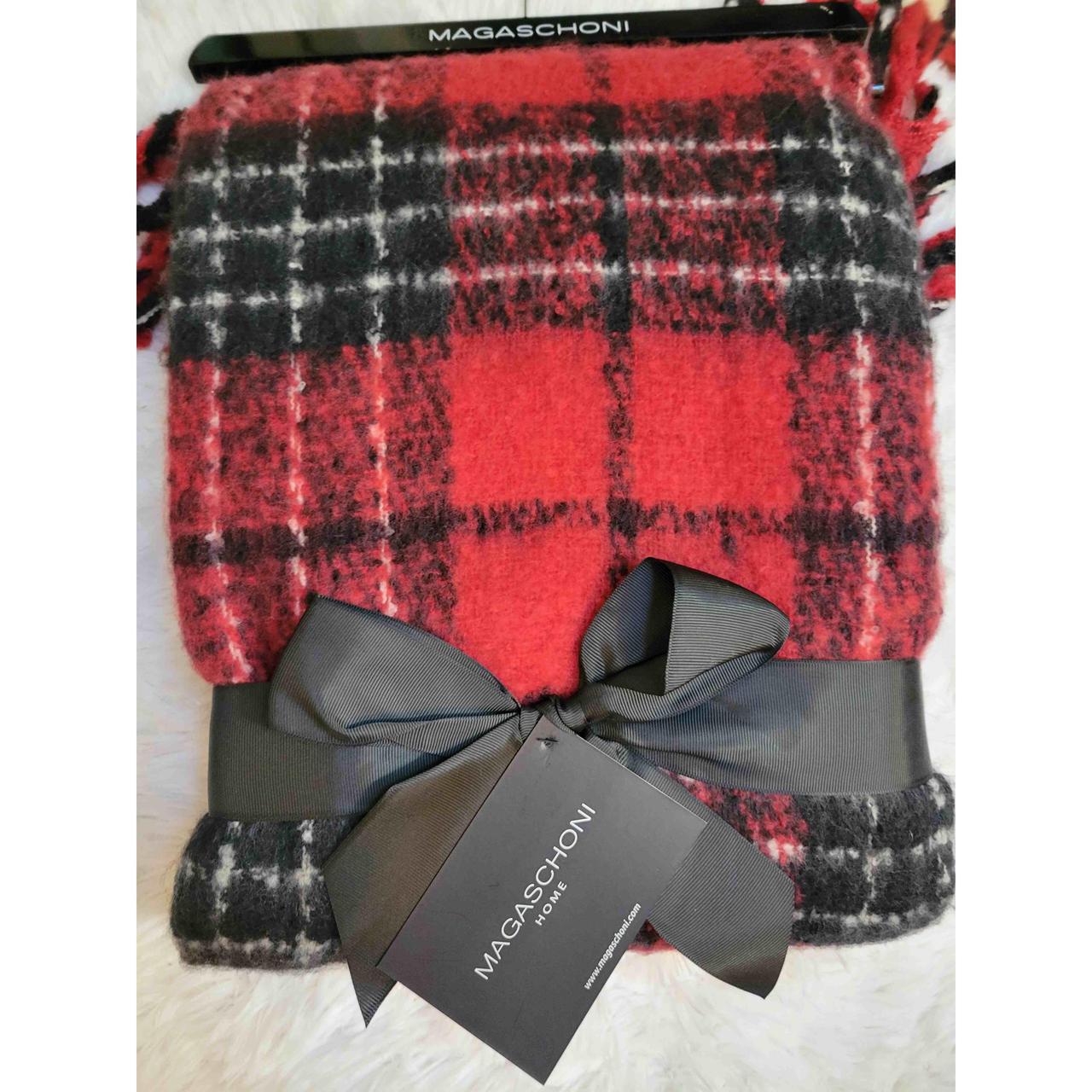 Magaschoni faux fur online blanket