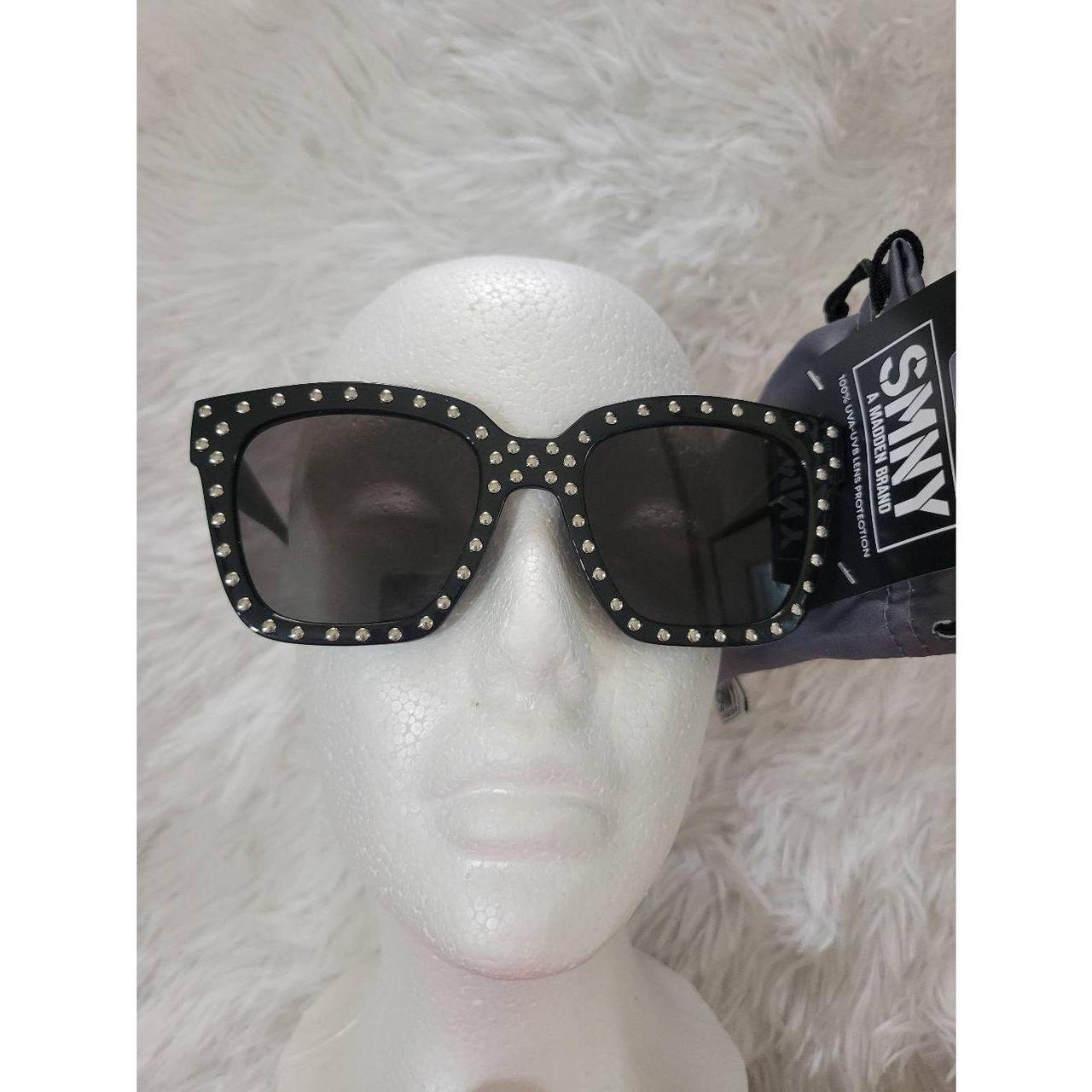 Steve madden black hot sale square sunglasses