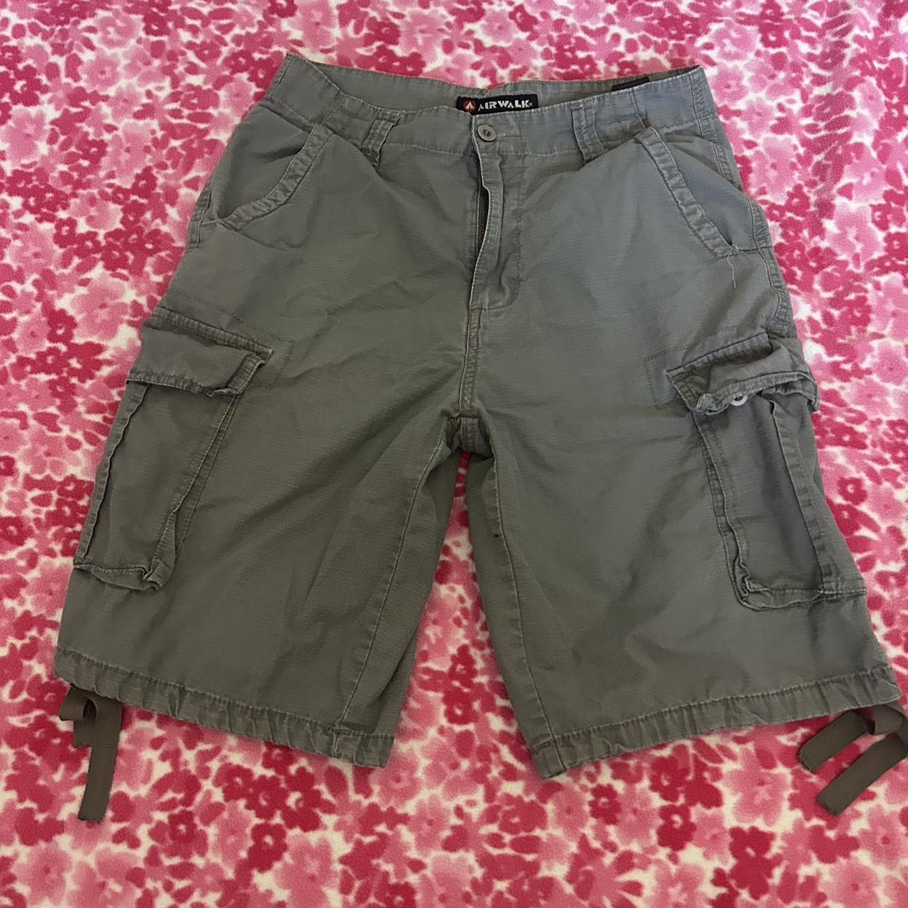 Airwalk shorts Size: 30 - Depop