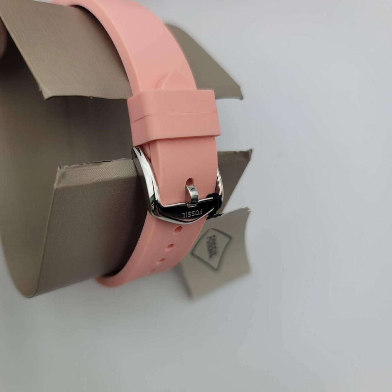 NEW Fossil Women
