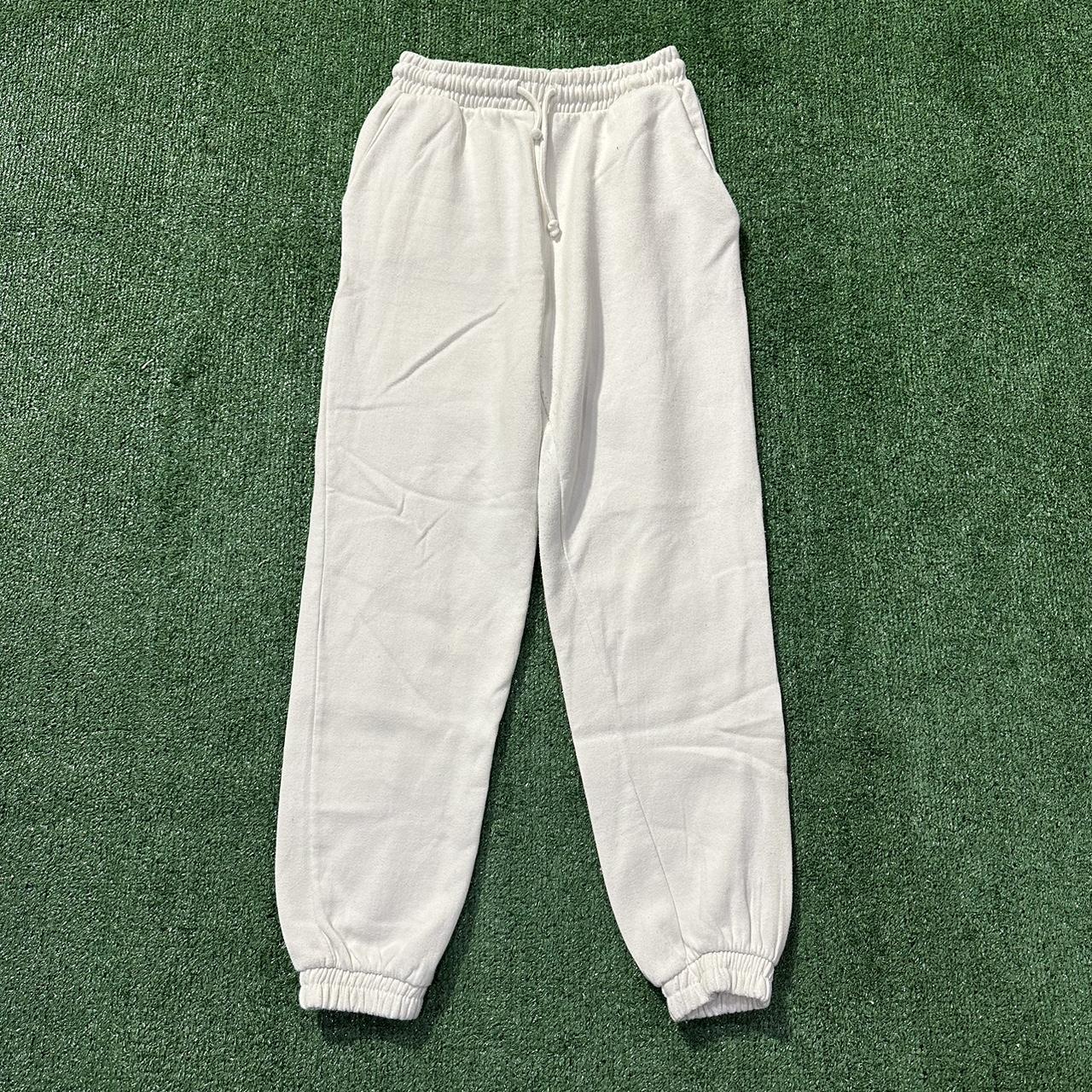 White Zara Sweatpants comfy but not too Depop