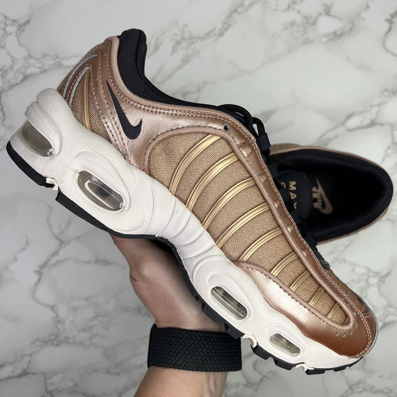 nike air max tailwind bronze
