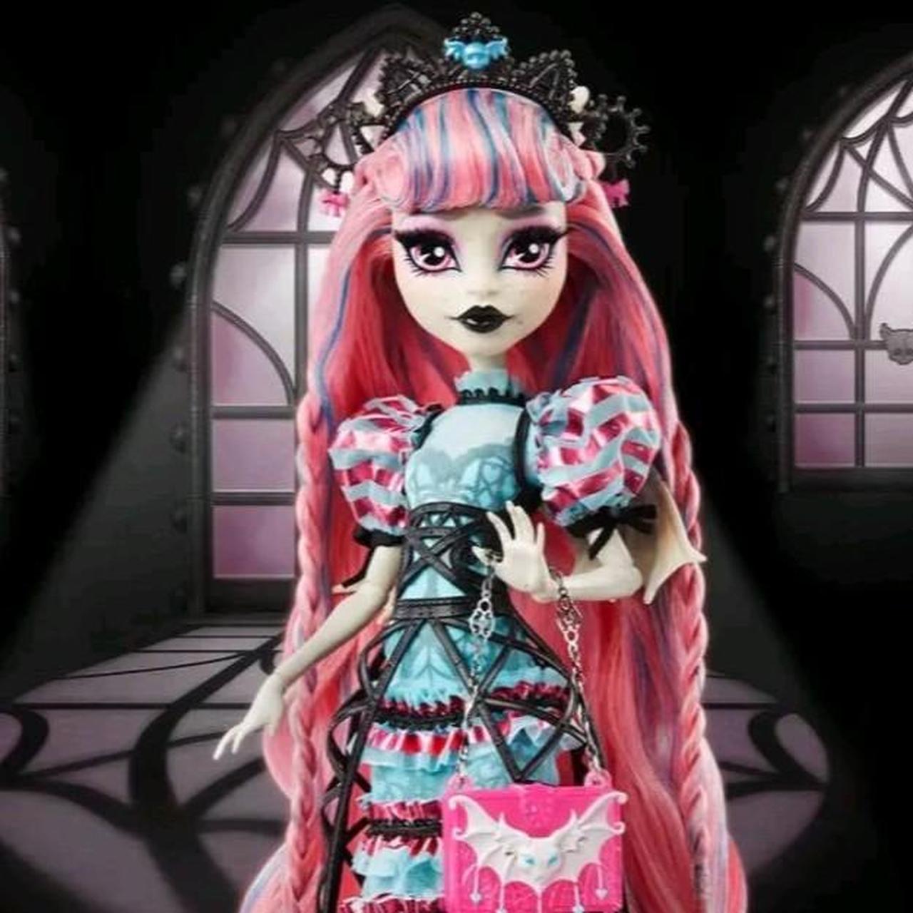 Rochelle Goyel Fang Vote 2023 Monster High Exclusive... - Depop