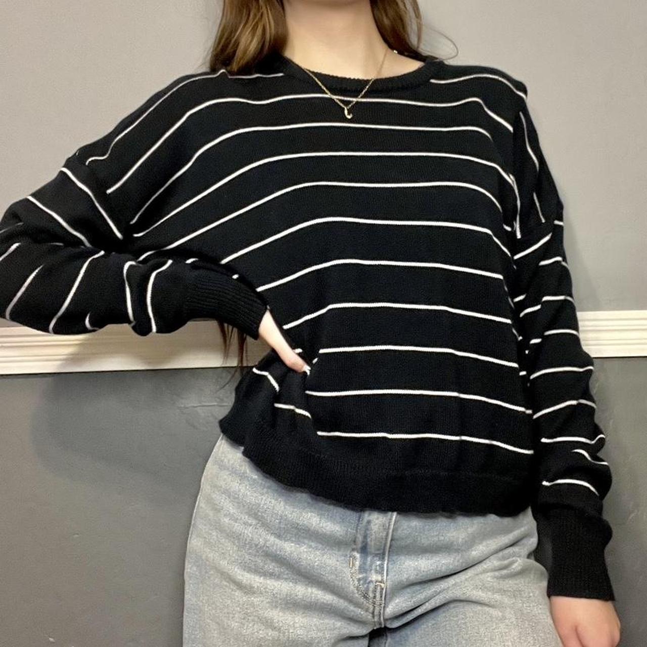 Brandy melville 2025 jessica sweater