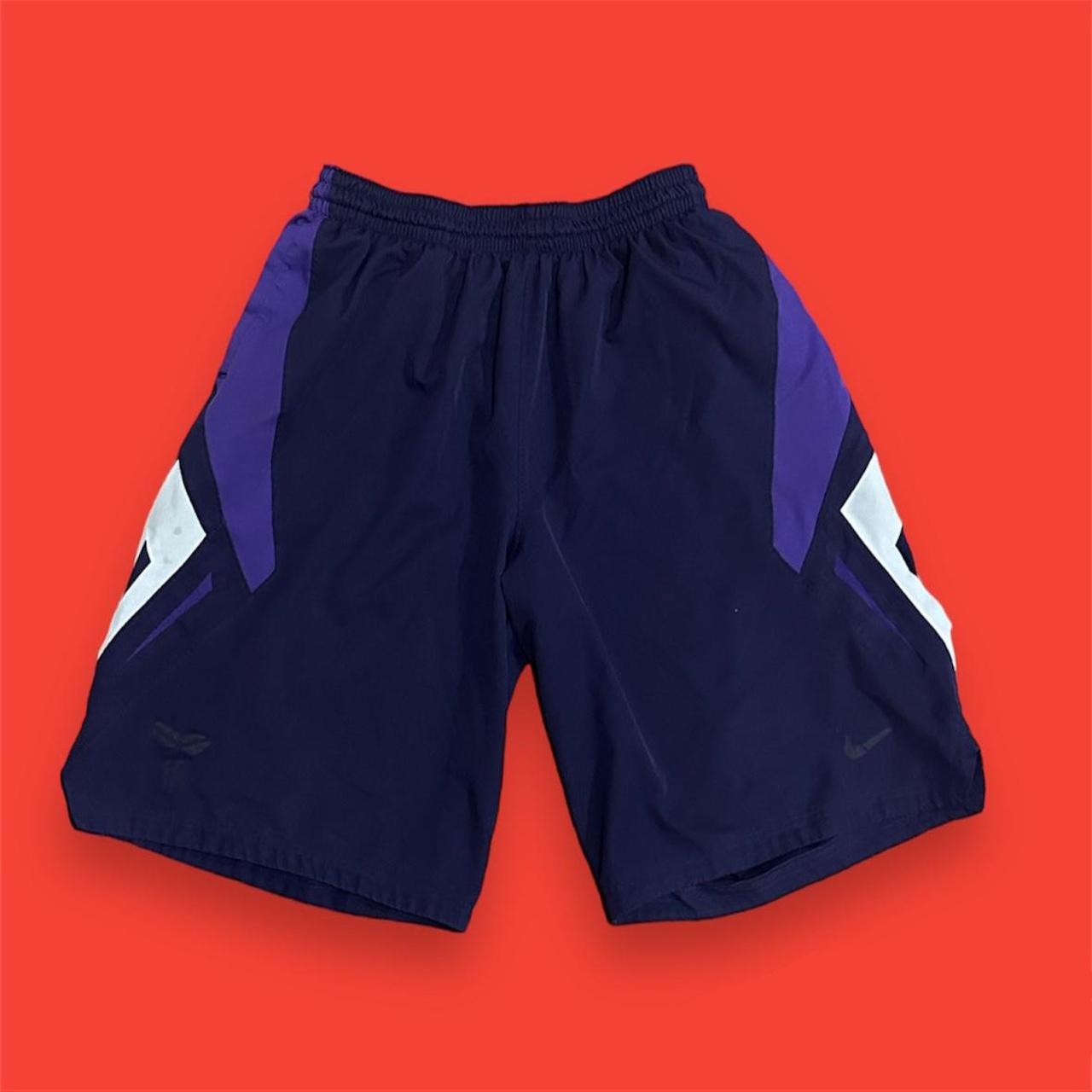 Nike throwback graphic outlet shorts