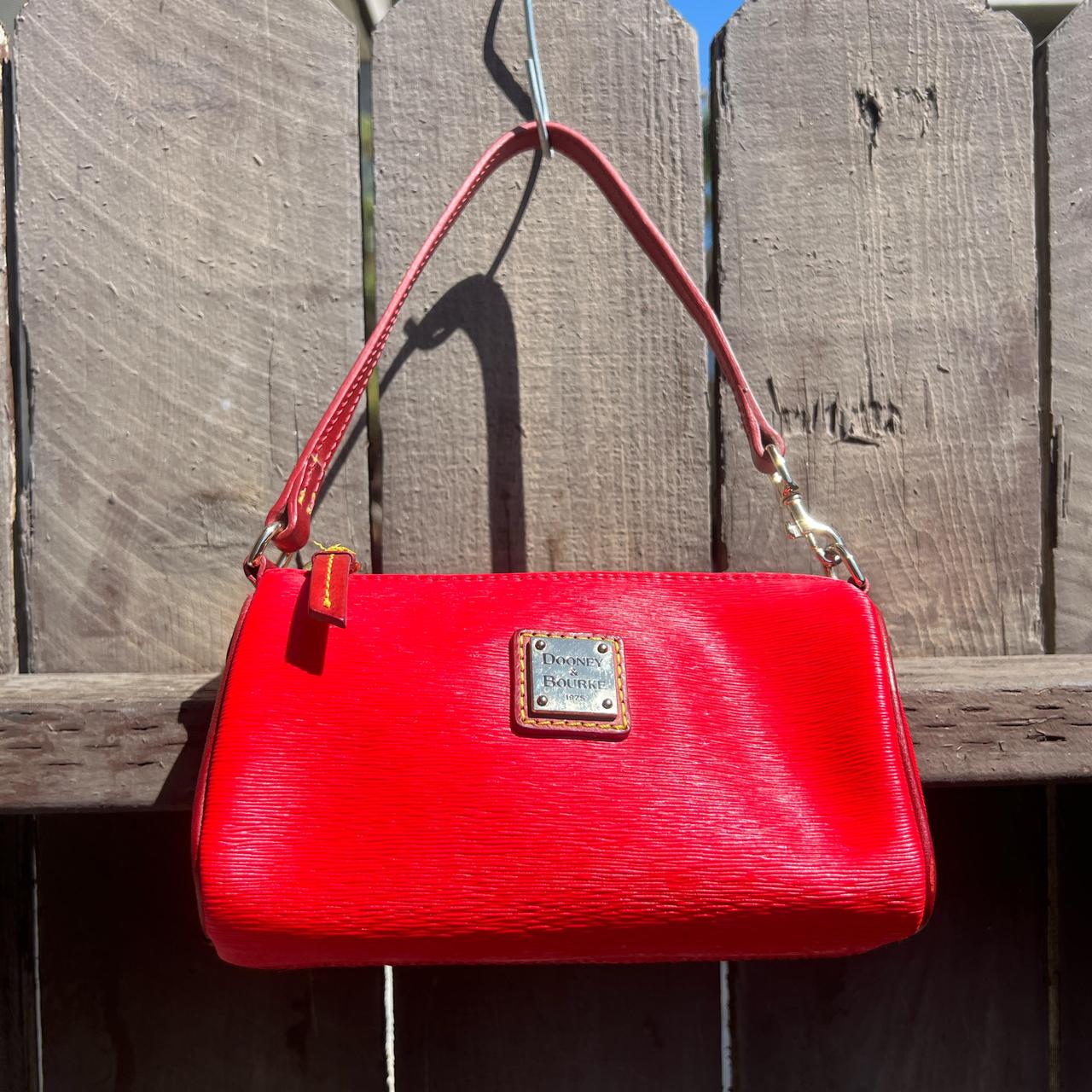 Dooney & bourke red fashion purse