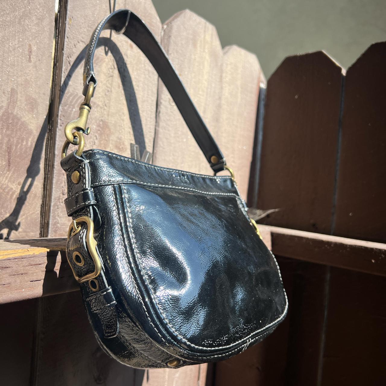 バッグ Y2K COACH Archive 00s Patent leather bag Vintage Y2K Coach Maggie Shoulder Bag Graphite Grey Patent
