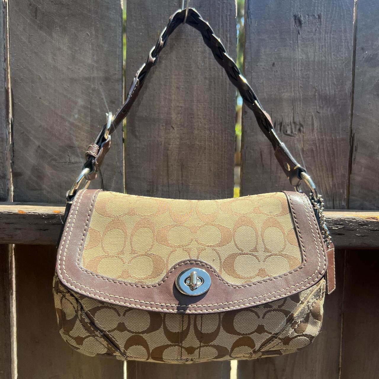 バッグ Coach y2k Burgundy Suede Shoulder Bag Vintage Y2k Coach Burgundy Suede Soho Shoulder Buckle Bag