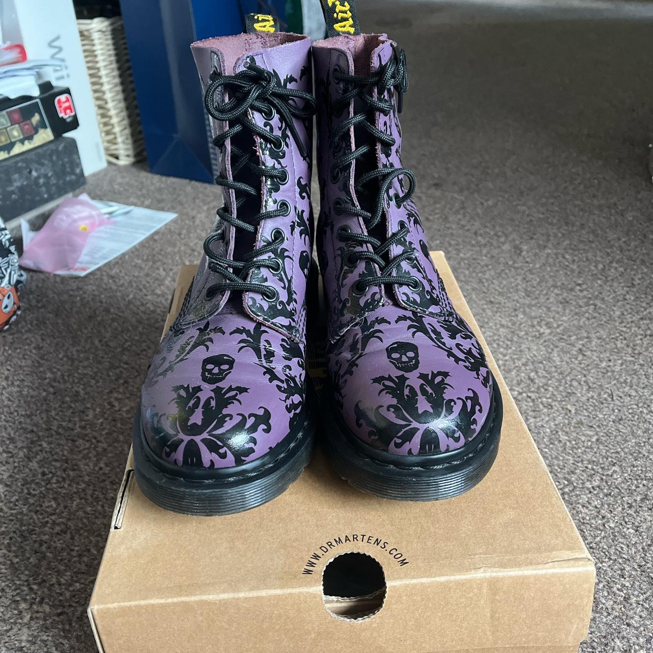 Cassidy dr martens best sale