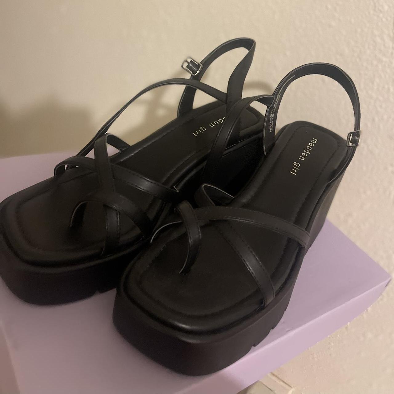 Madden Girl Women's Black Sandals Depop