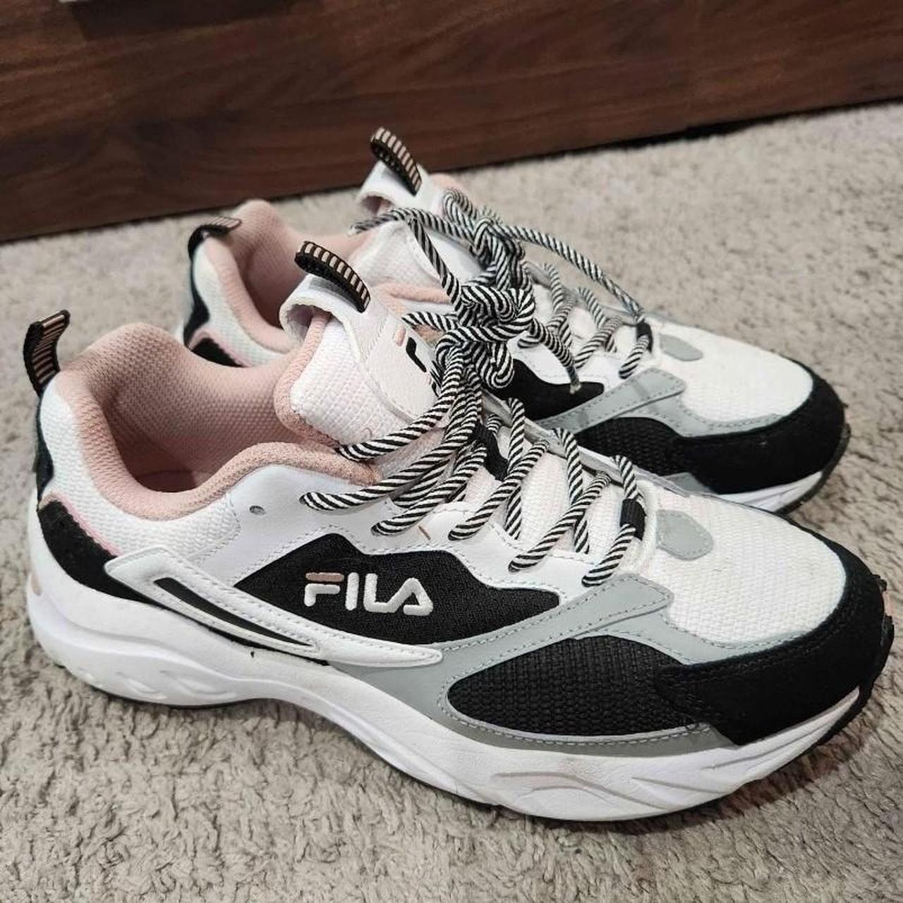 Fila Women's Trainers | Depop