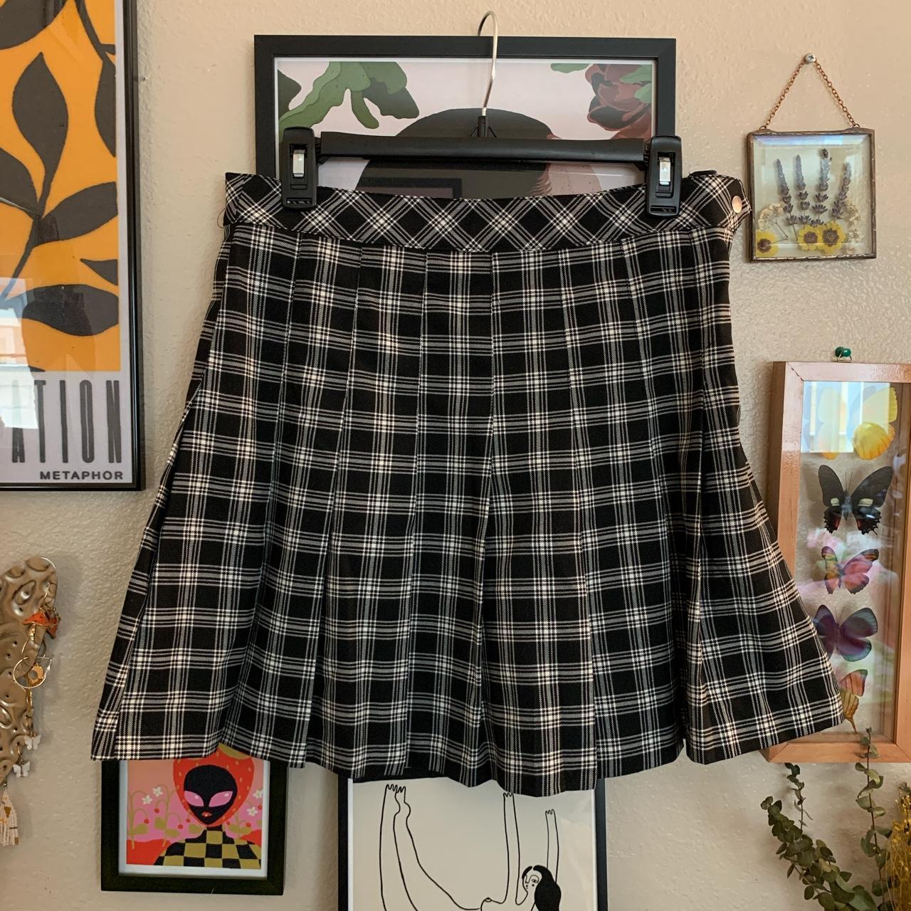 H&m black and white plaid clearance skirt