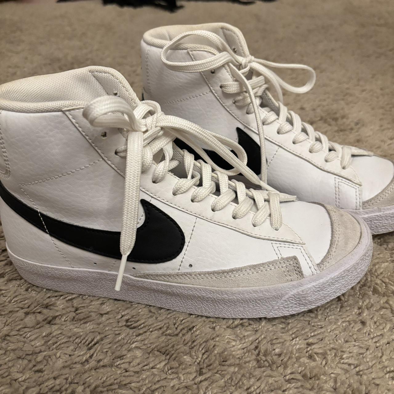 youth 5.5 (women’s 7) nike high top blazers, only... - Depop