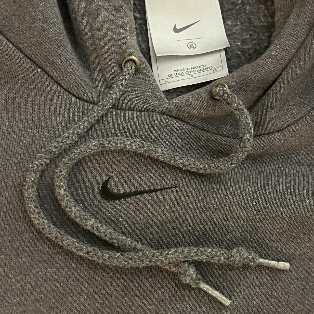 charcoal grey nike sweatshirt