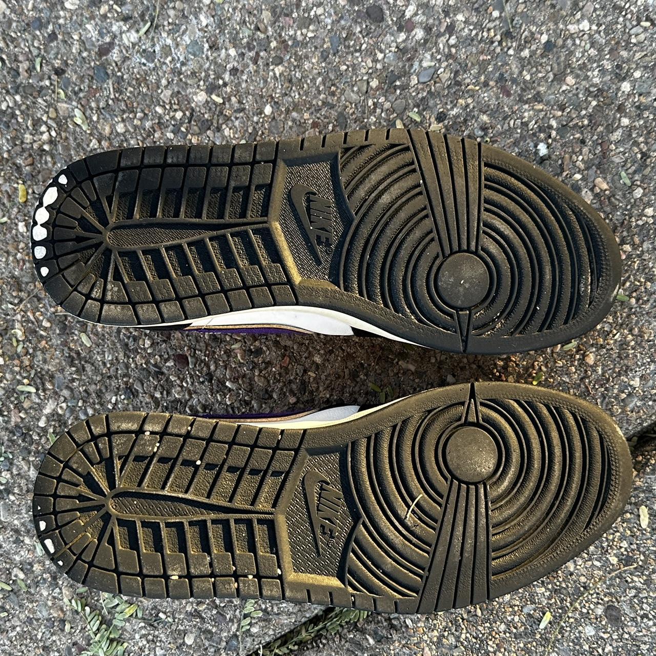 low jordans blue and white