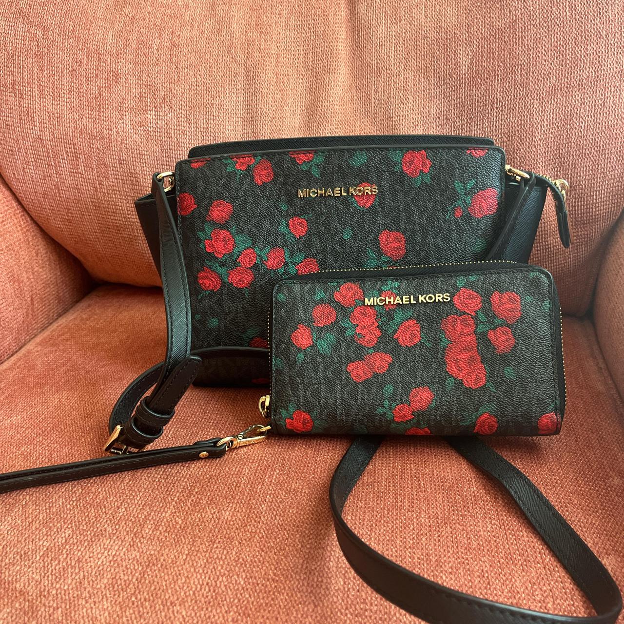 Purse and matching wallet. online Darker red