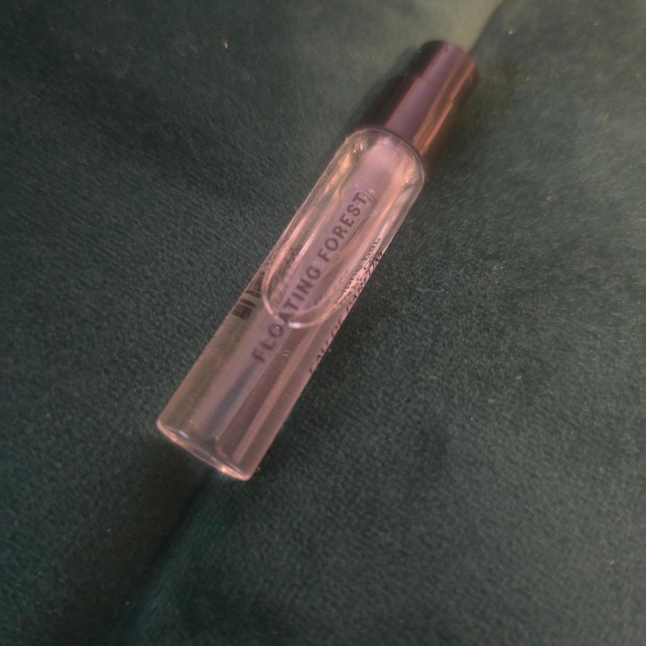 item listed by bestfriendsclosetspace
