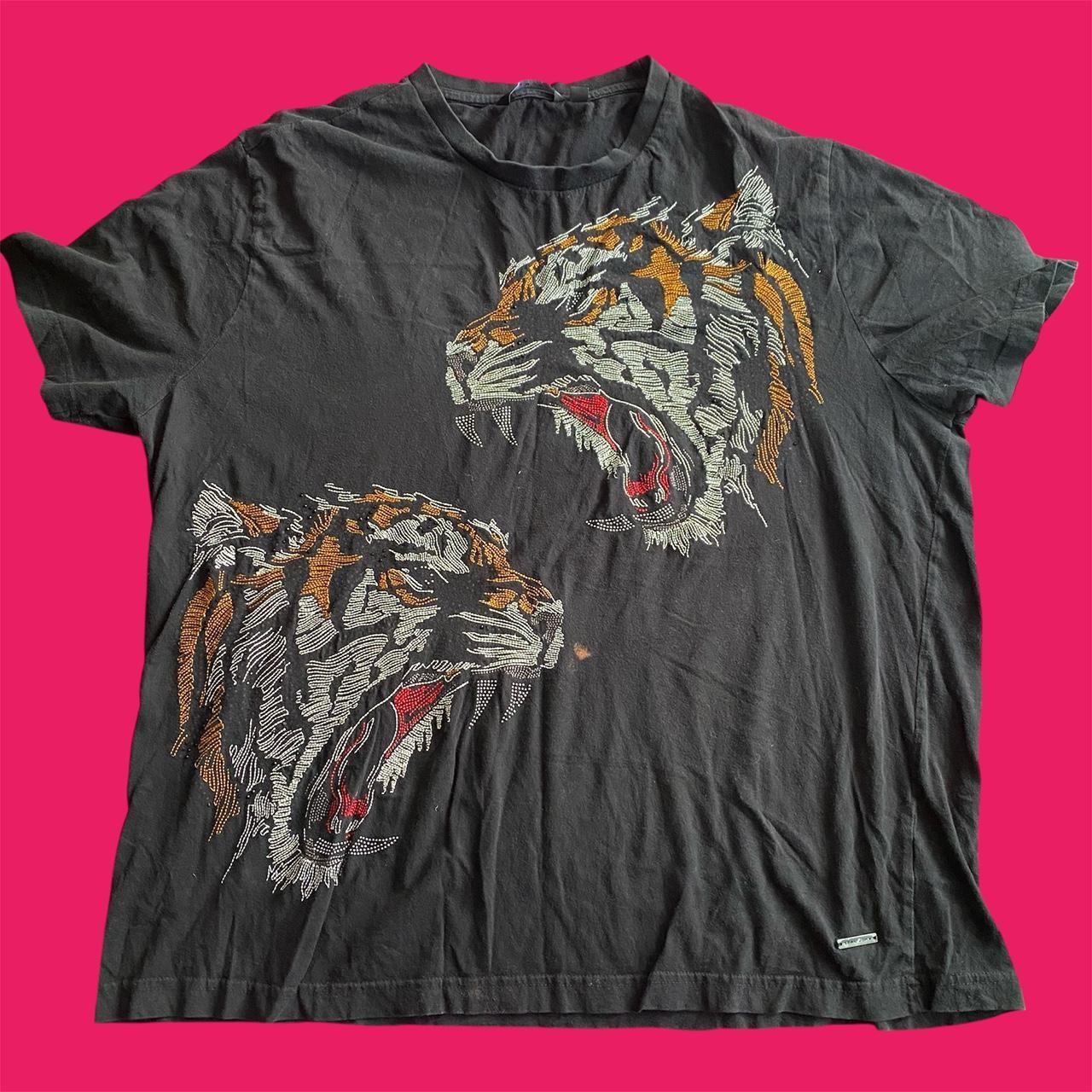 item listed by pinkzvmbie