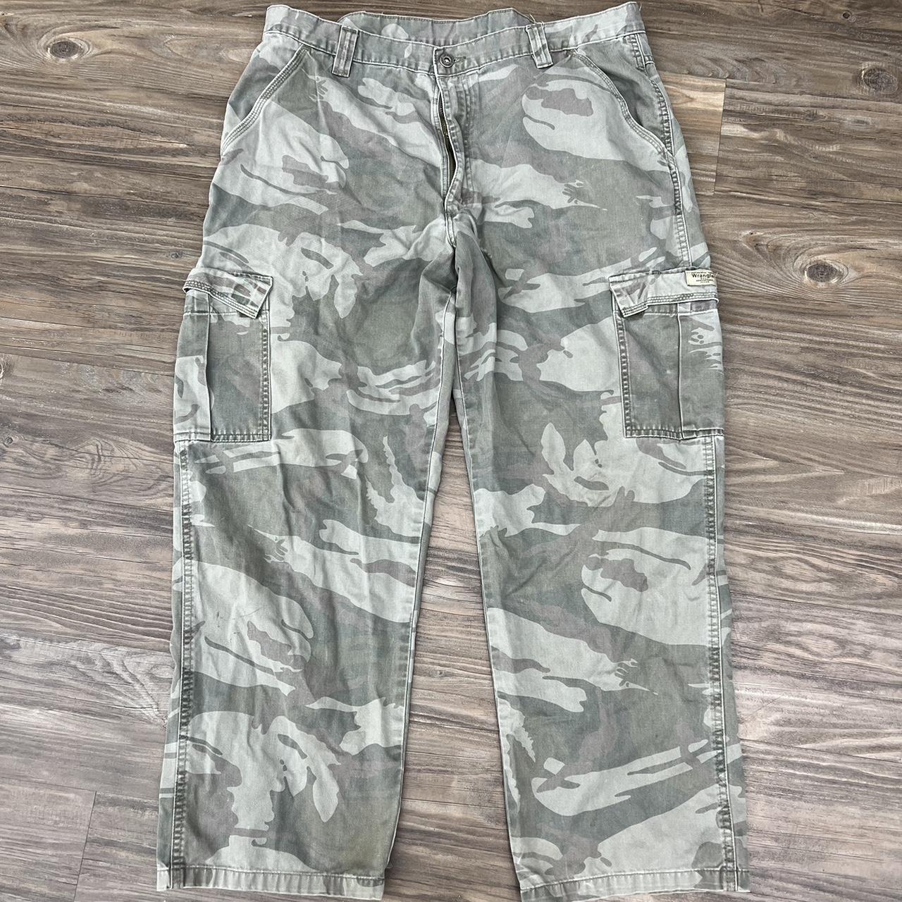 Vintage Camo Wrangler Cargo Pants Tagged 38x30 fit... - Depop