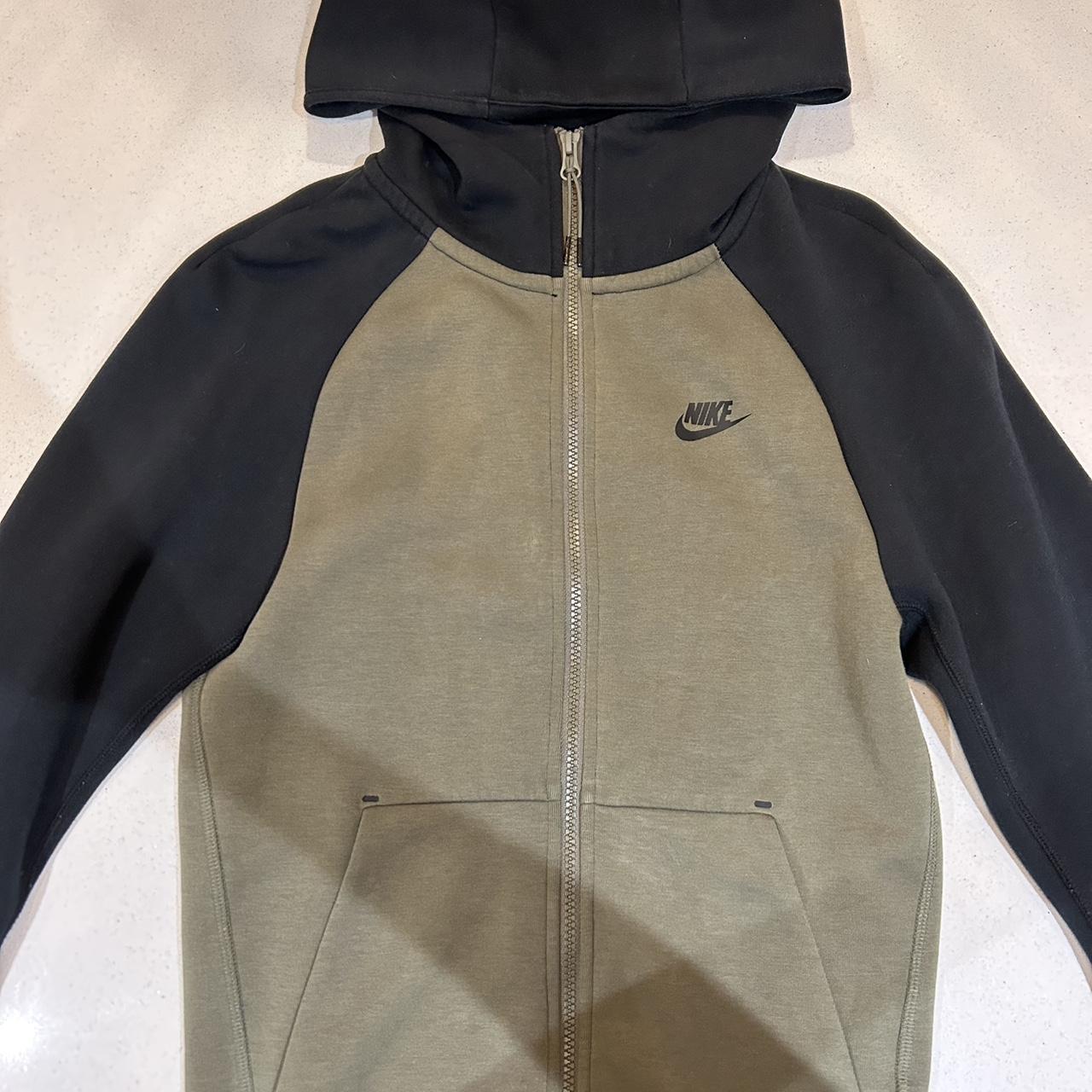 Nike old season tech fleece Size : xs Very rare... - Depop