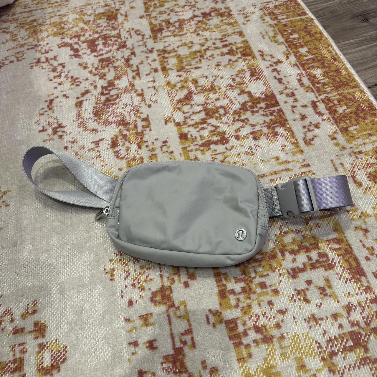 Lululemon Seal selling gray beltbag