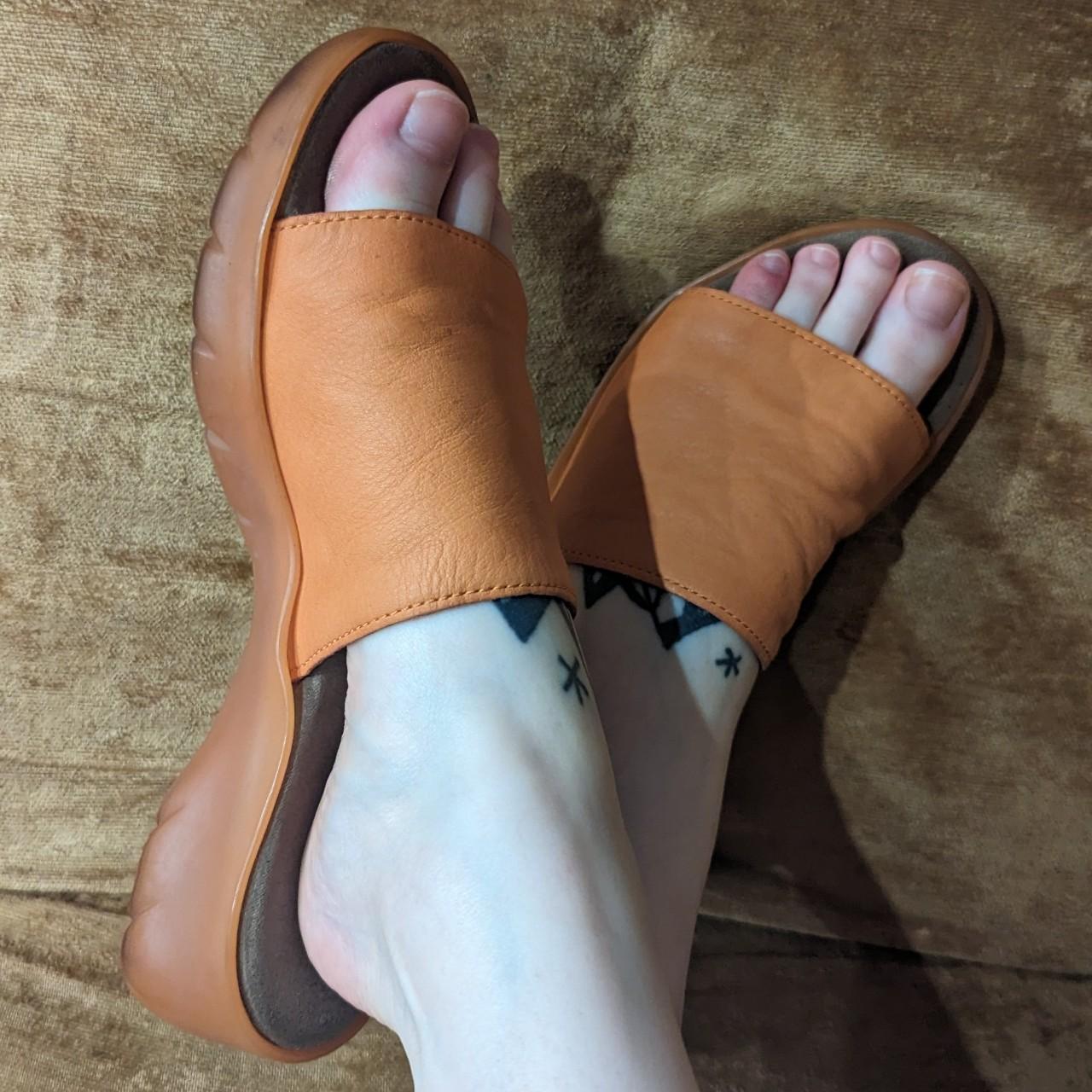 Creamsicle orange bouncy Aerosoles slides Obsessed Depop