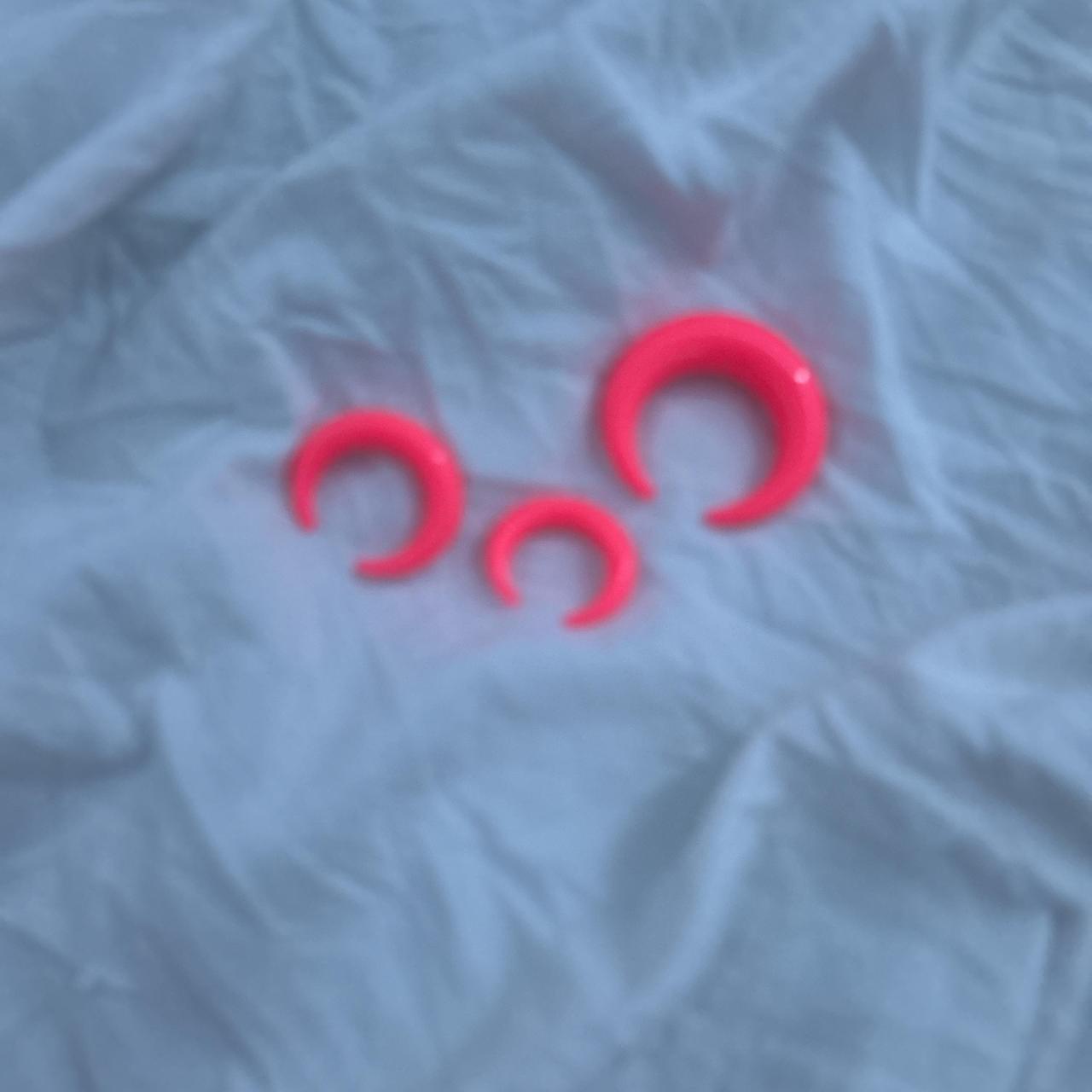 00g 2g and 4 and 6 g septum’s. For all - Depop