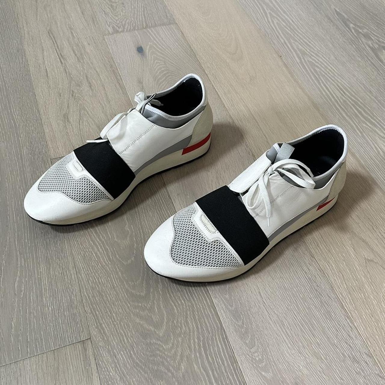 Balenciaga race sale runner