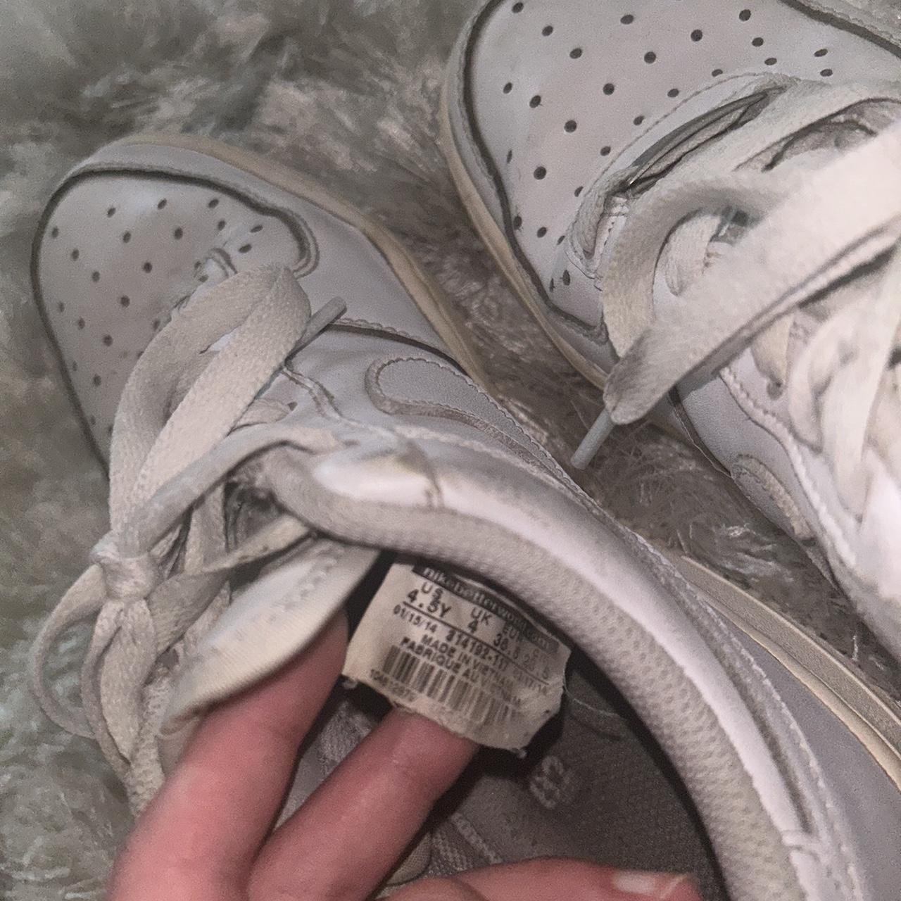 how to make air force 1 soles white again