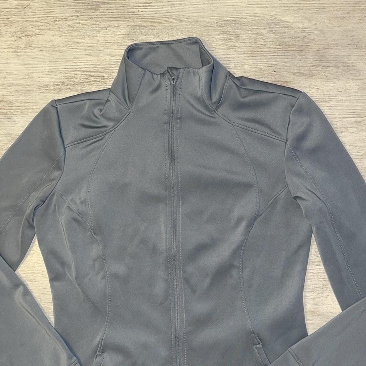 EUC Apana Women's Grey Dri Fit Zip up Jacket Size - Depop