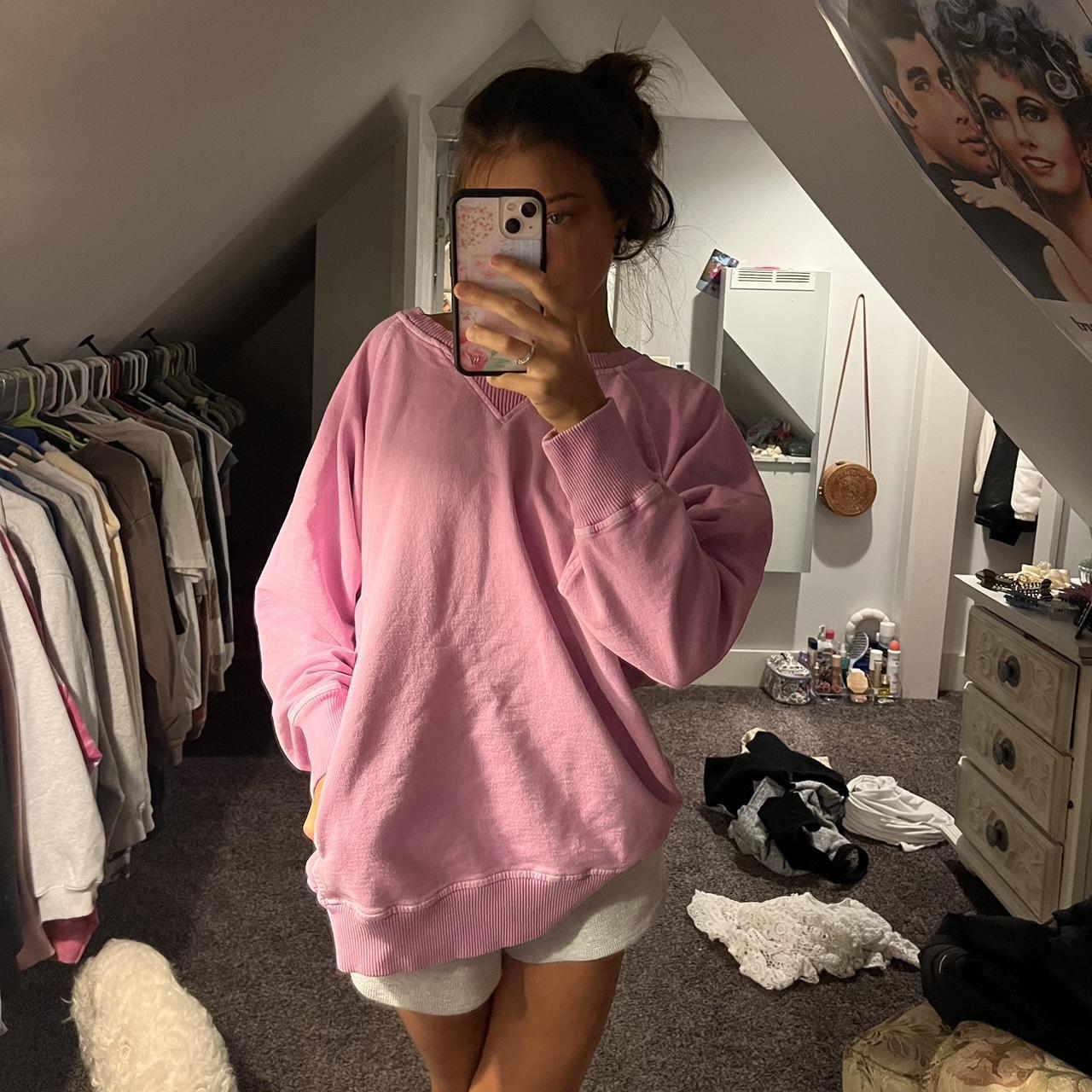 Pink crew neck Don't remember where I got this from - Depop