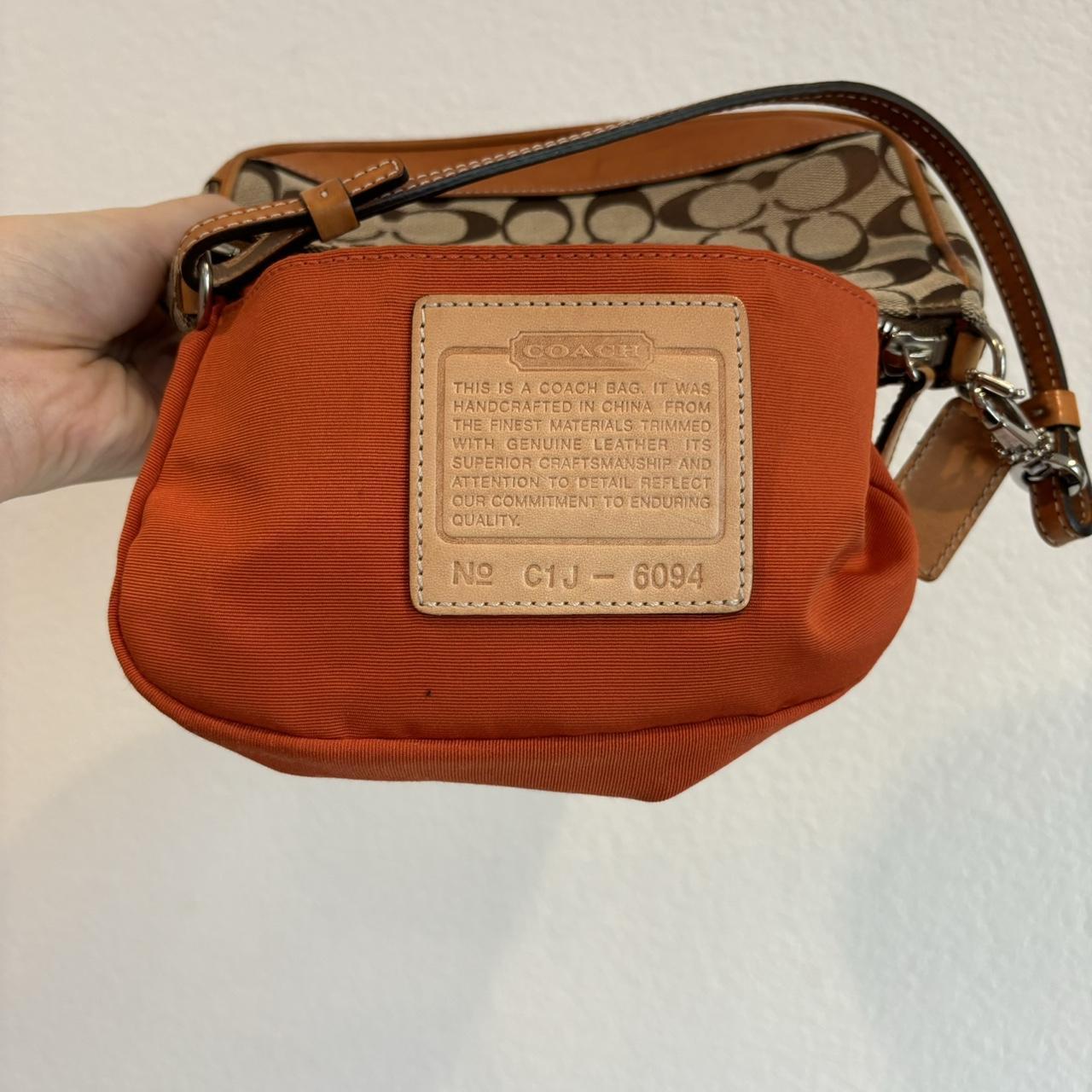 バッグ Vintage COACH 6094 Hand bag pouch RED Vintage COACH 6094 Hand bag pouch RED COACH Signature