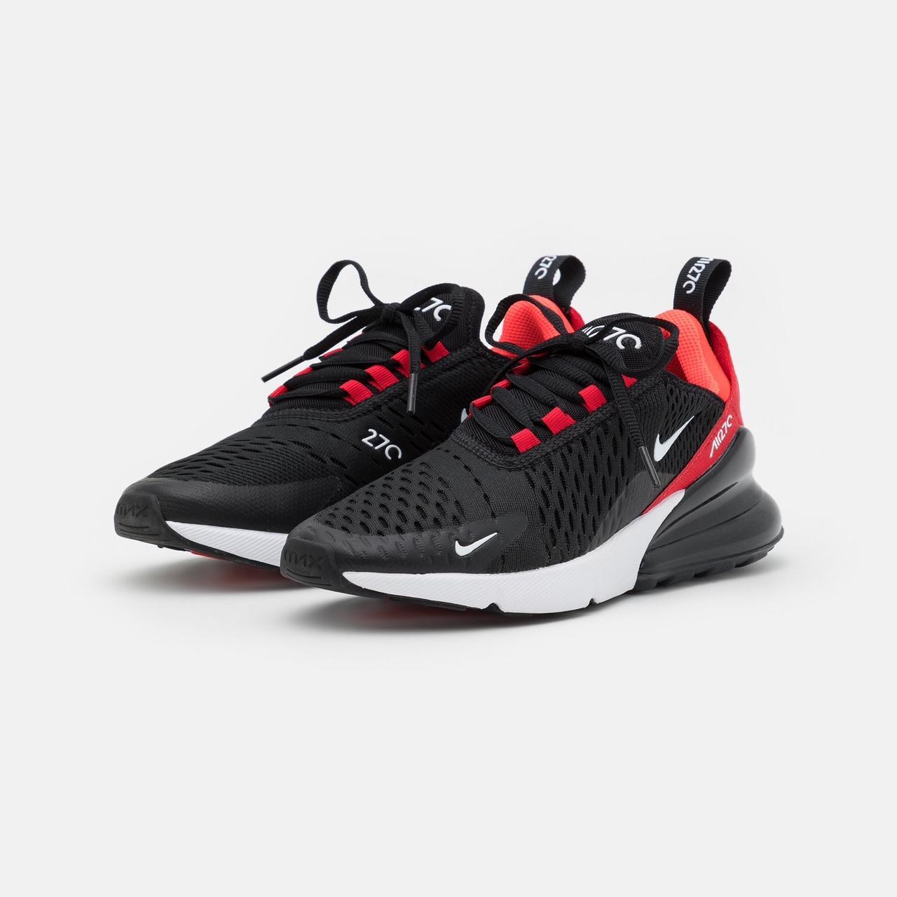 black and white nike 200