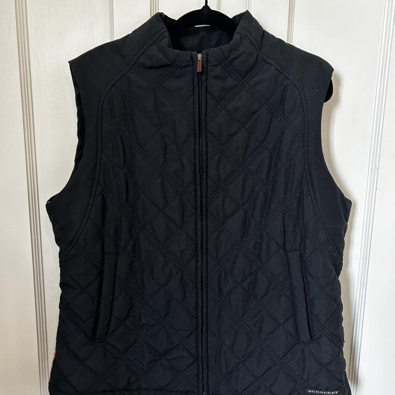 Authentic Burberry Golf Vest. Navy size large. In