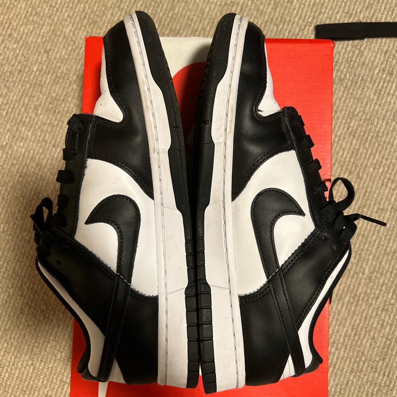 retro nike black and white