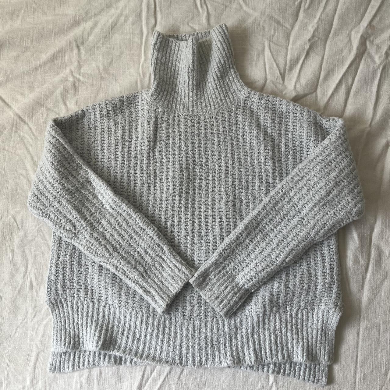 brandy melville knit sweater fits like size small/med - Depop