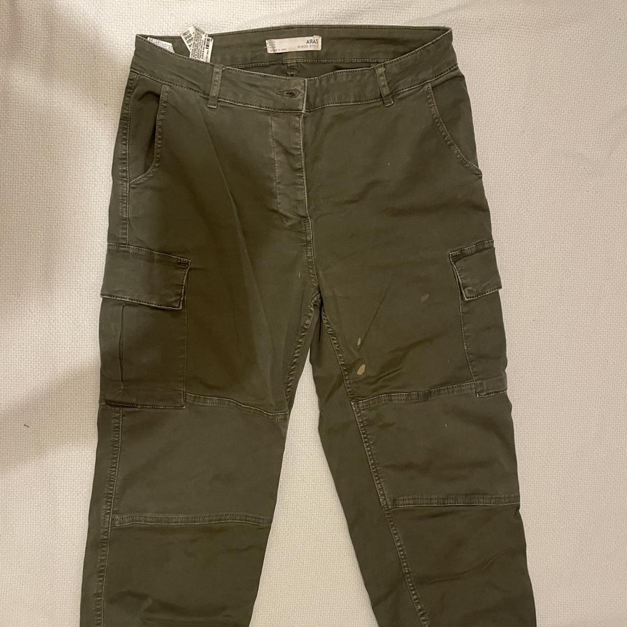 Zara khaki cargo style trousers, hardly worn and in... - Depop