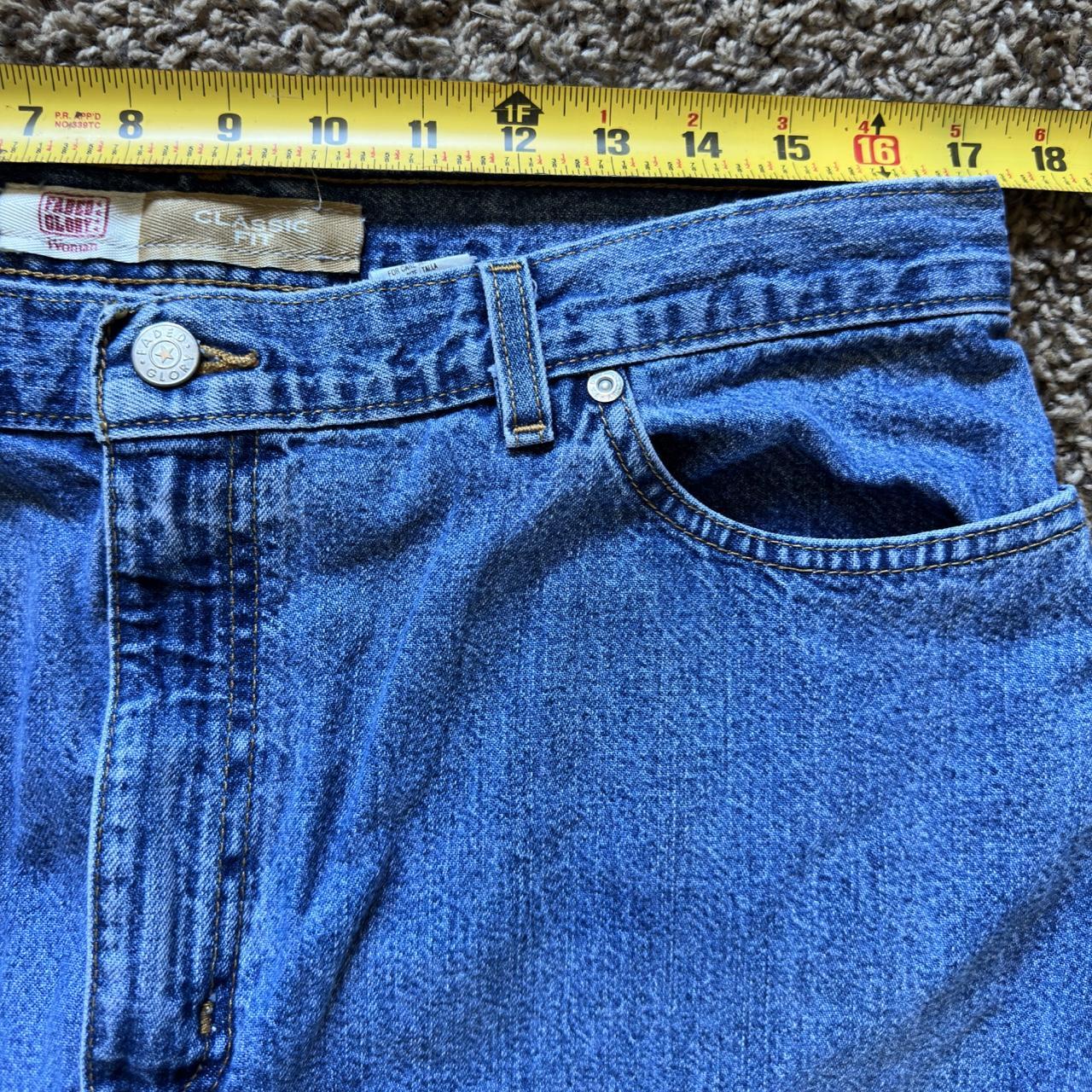 baggy classic fit dad jeans • brand is 90s faded... - Depop