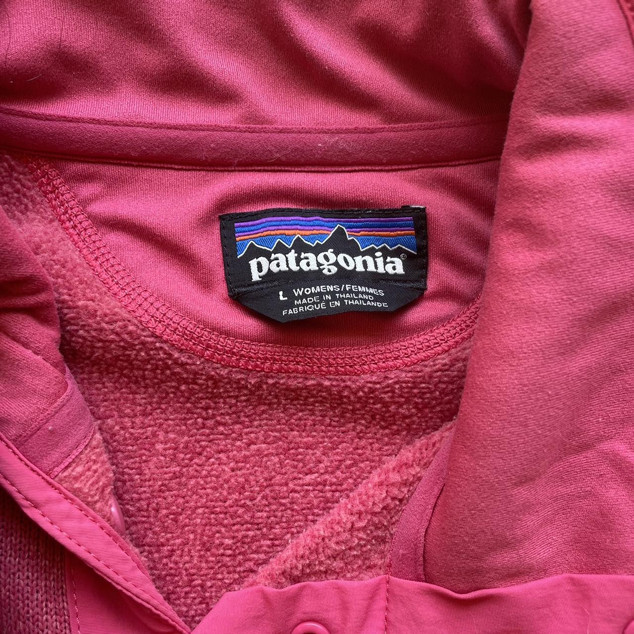 Pink Patagonia fleece. Greta condition, size L - Depop