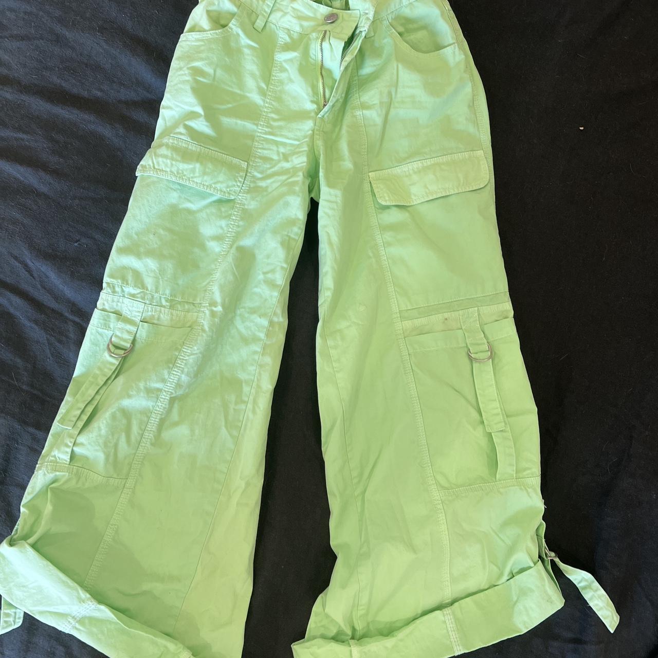🥝 Light Green LowRise Cargo Pants 🥝 Cargo pockets,... Depop