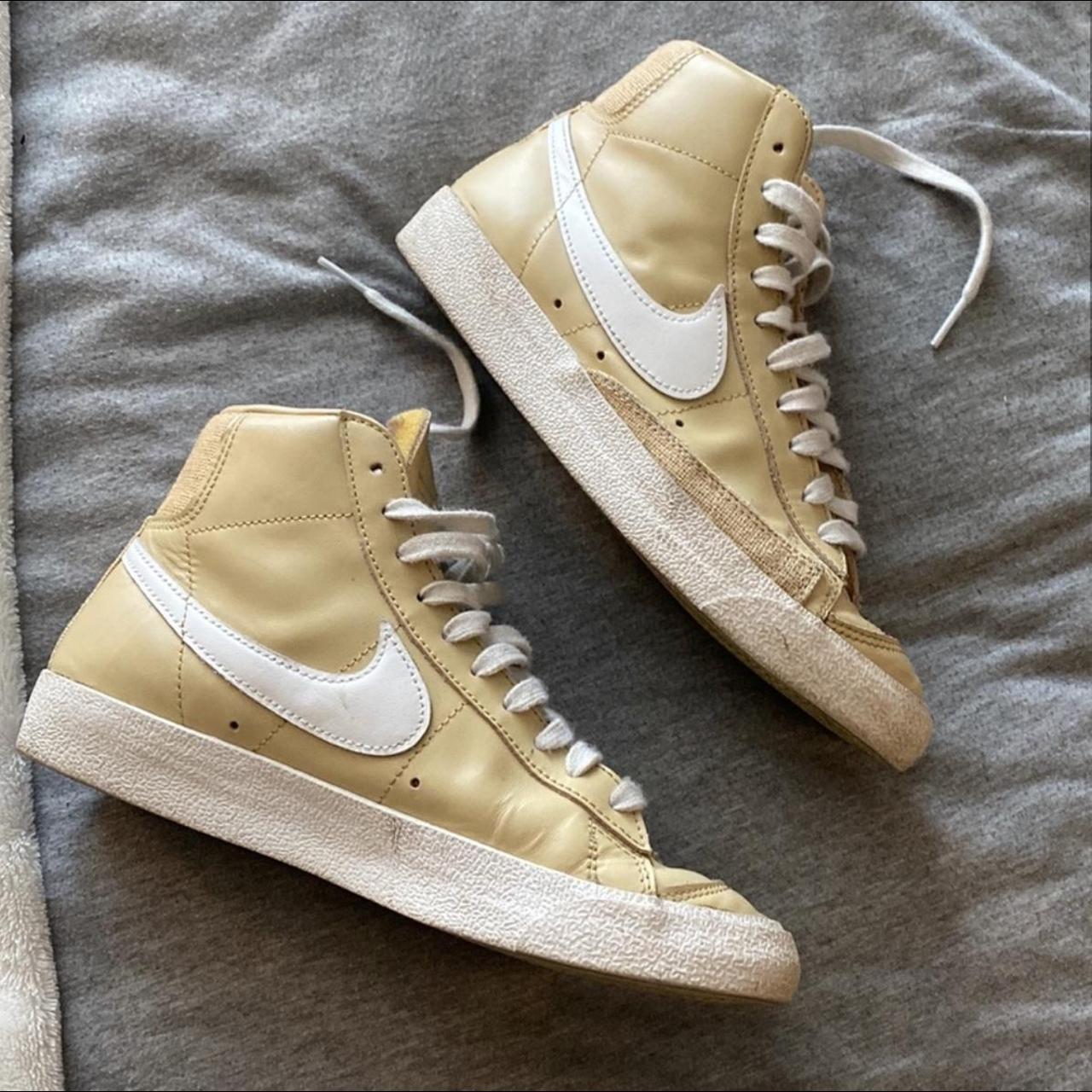 blazers nike tan