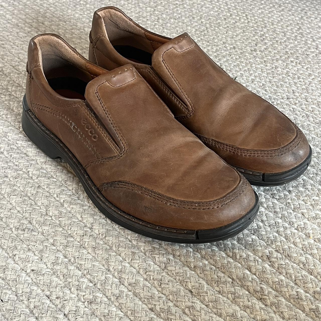 Size 9.5 10 Ecco brown slip on shoe Depop