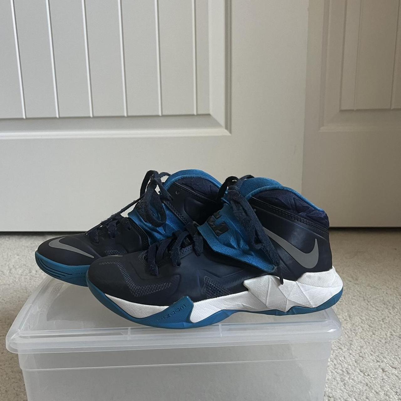 lebron james shoes 10 blue