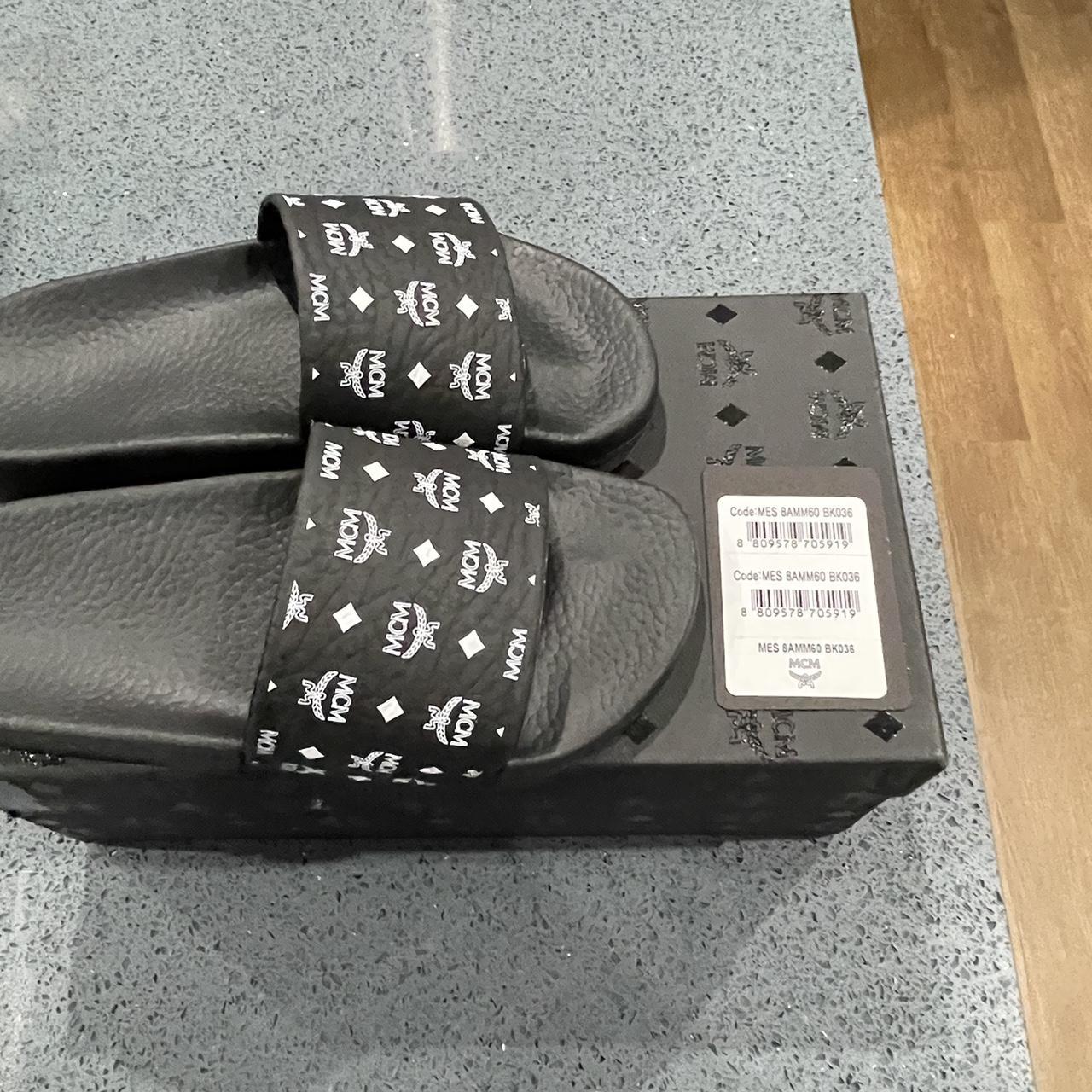 joules dog flip flops