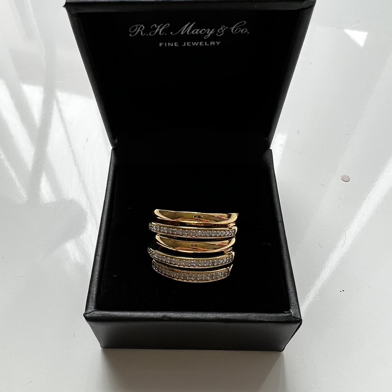 REAL WHITE GOLD LAYER RING FROM MACY’S FITS A SIZE... Depop