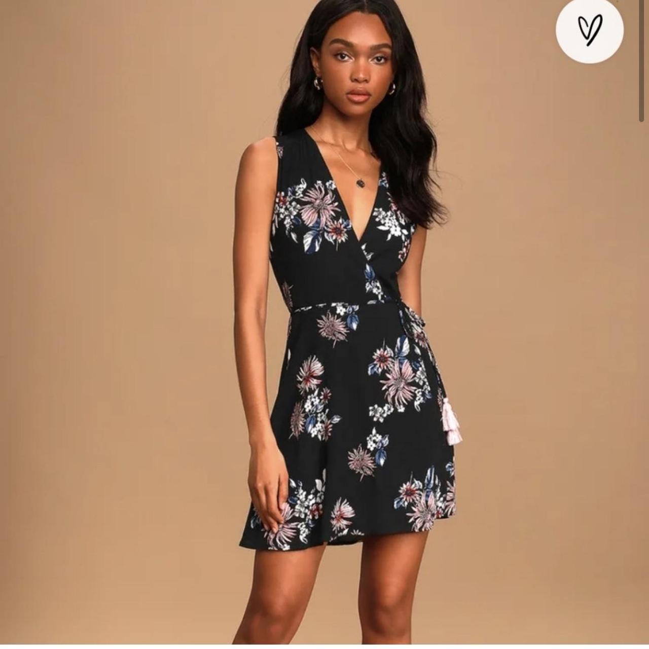 Lulus floral hot sale wrap dress